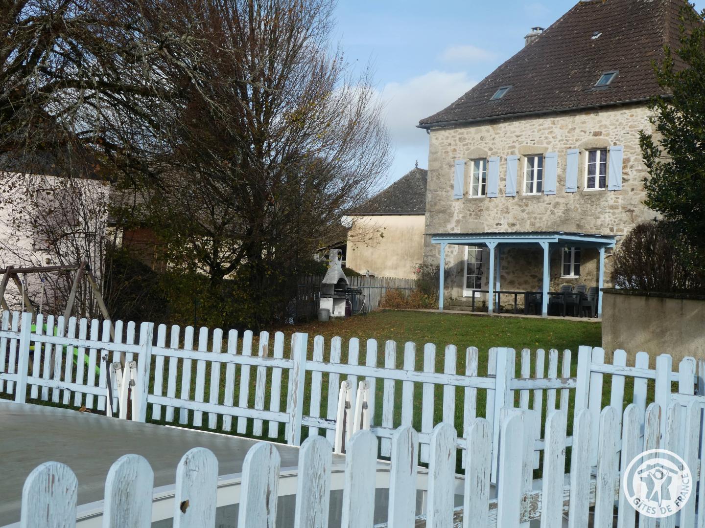 Location Gîtes de France  n° 19G5041, Camps-Saint-Mathurin-Léobazel - photo 101