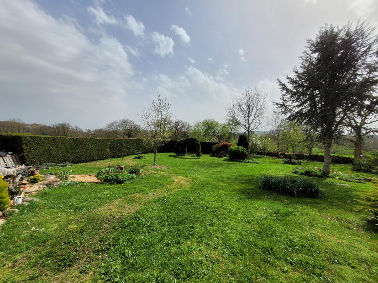 Chambres d'hôtes à la ferme d'Andregeat, Sarroux - Saint Julien - photo 19