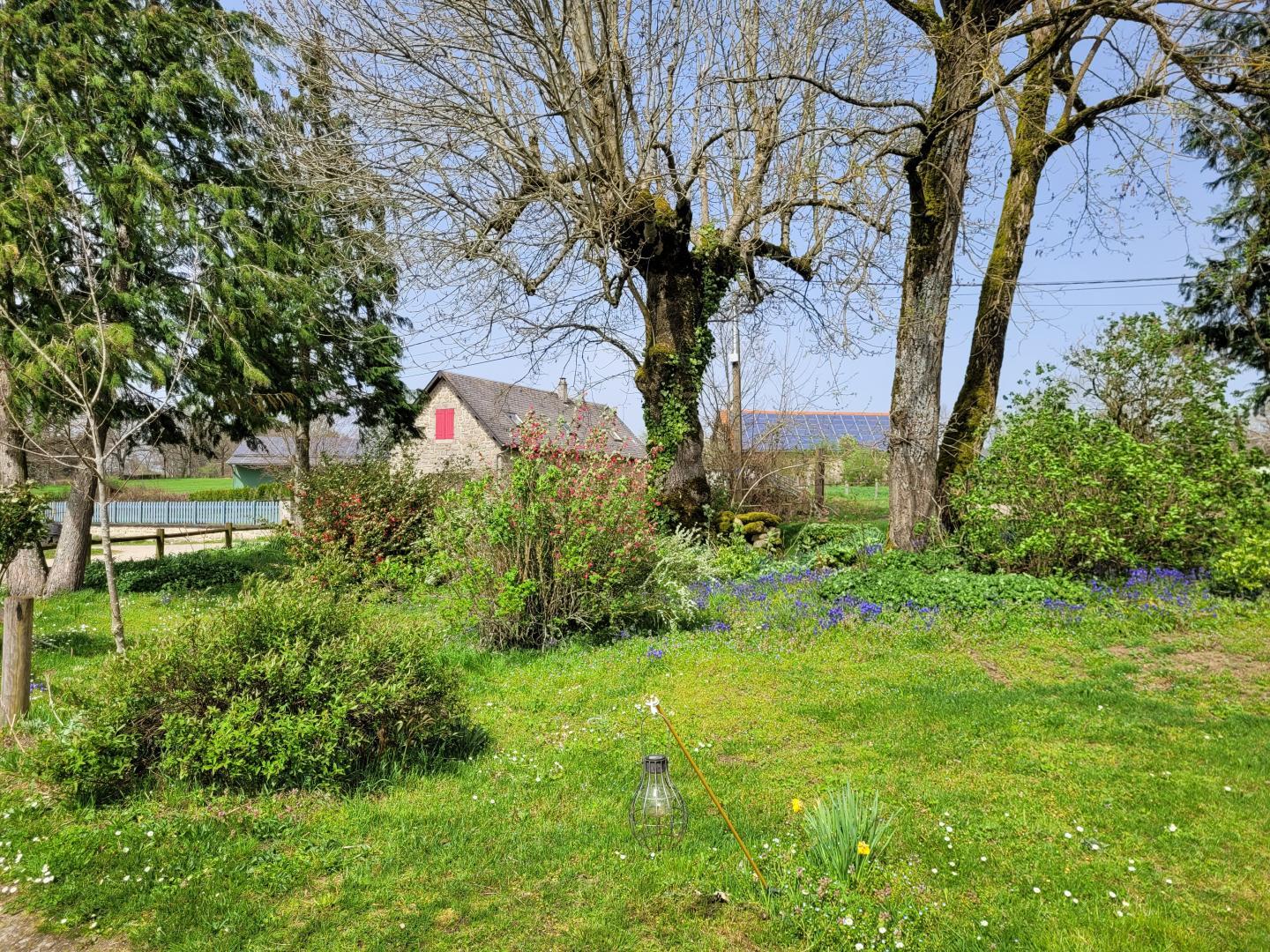 Chambres d'hôtes à la ferme d'Andregeat, Sarroux - Saint Julien - photo 40