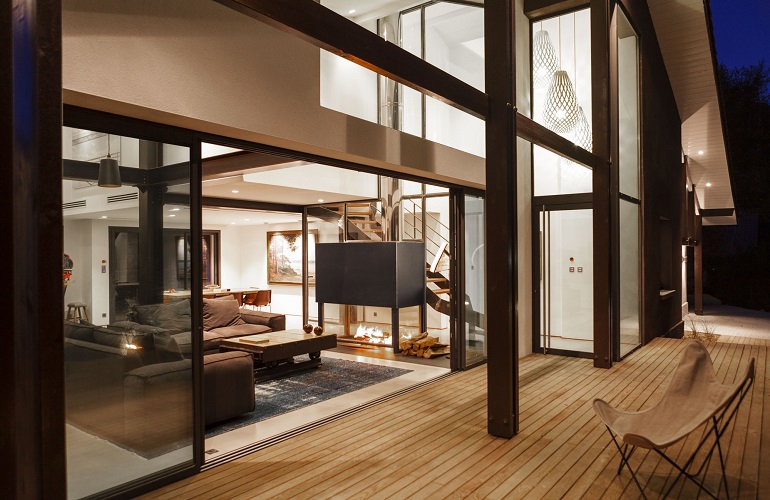 LAKELOFT