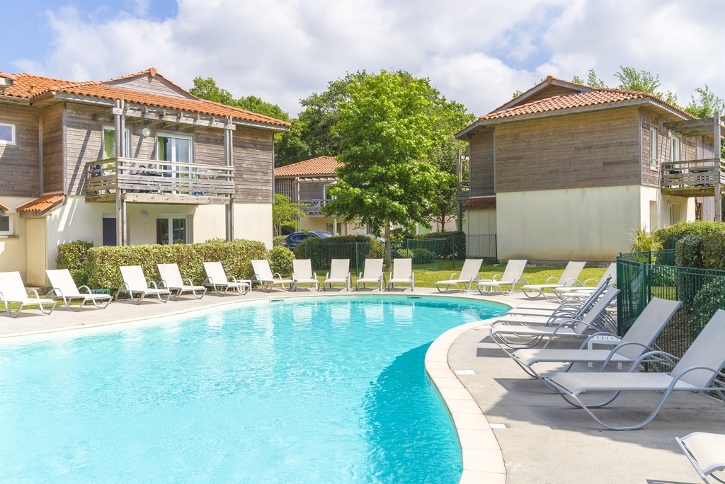 LAGRANGE - Les Terrasses du Lac — Hôtels & Résidences à Landes