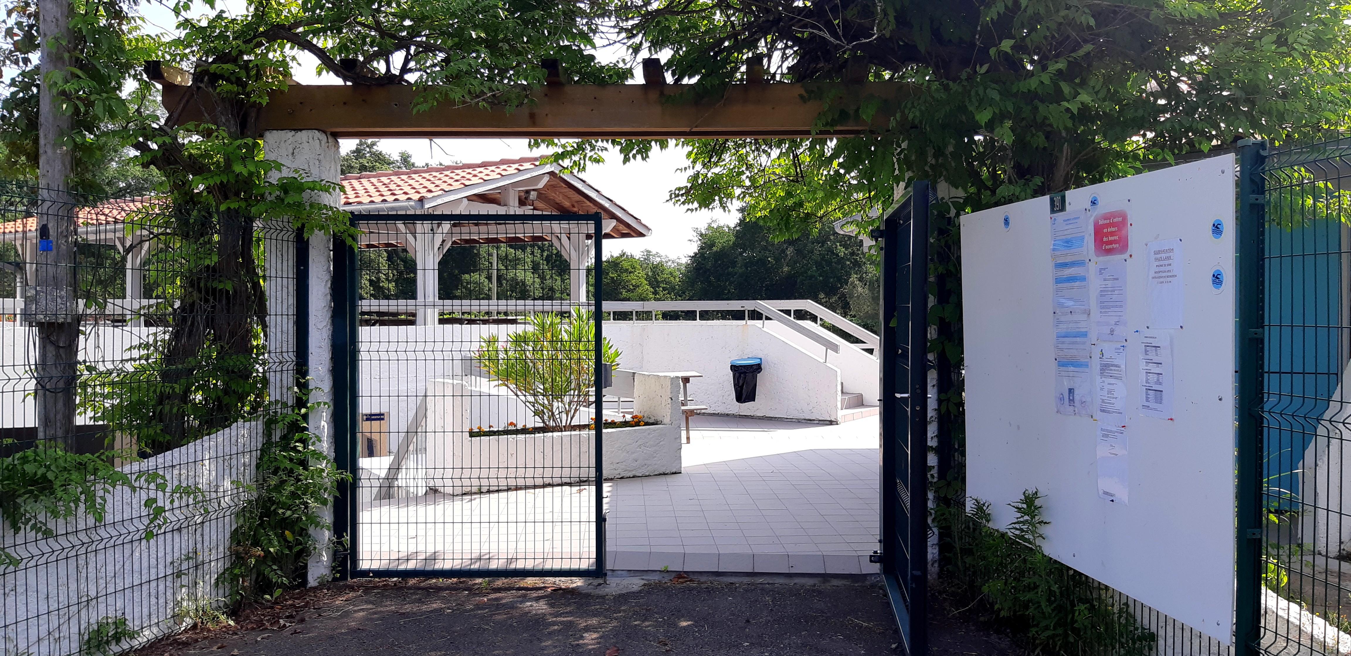 Piscine de plein air, Sore