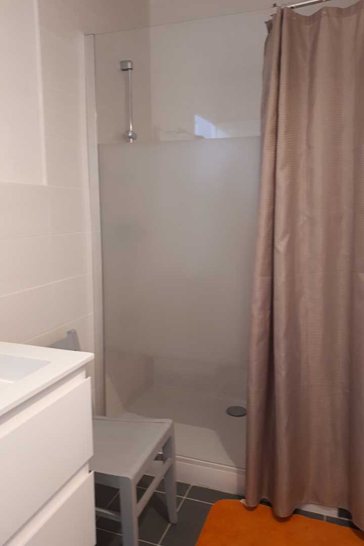 T1 - 1 à 2 pers. - LAS2/A - photo 2