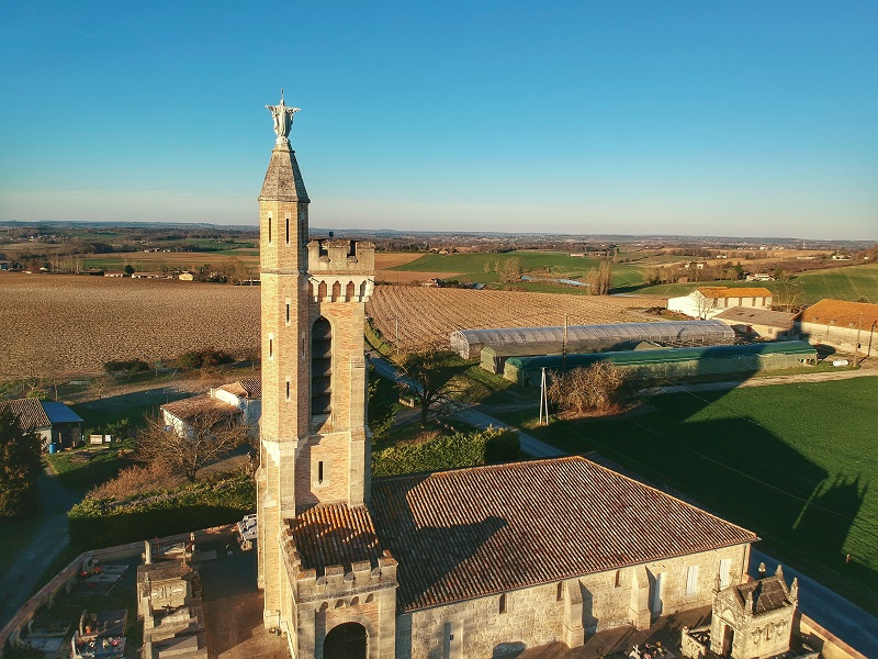 Eglise Saint-Pierre et son clocher