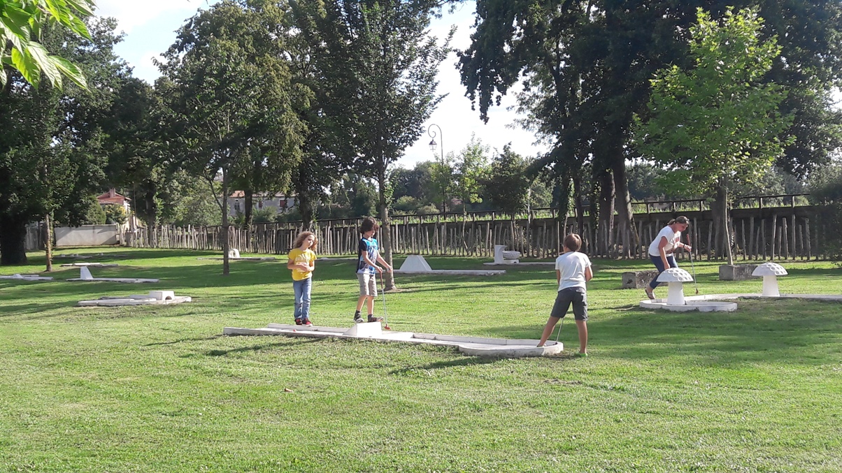 Aire de pique de la Base de loisirs, Neuvic - photo 10