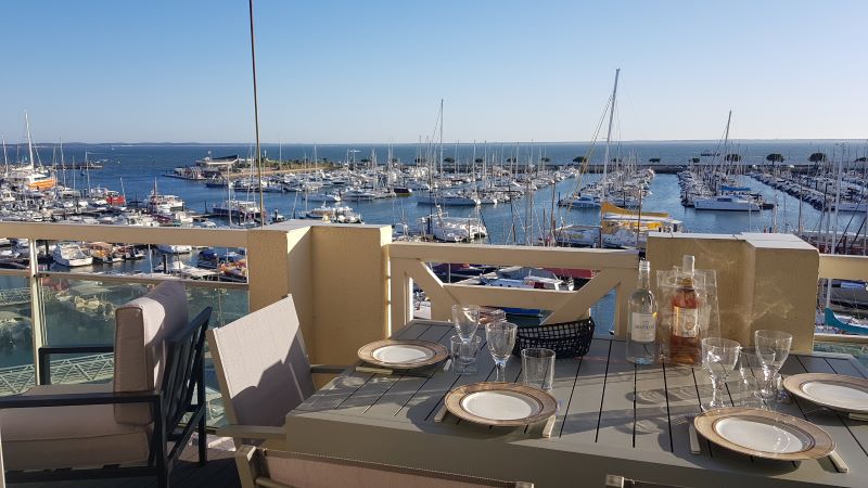 4/6 personnes - Face à la mer et au port - Vue à 180° - Linge et Ménage compris -Wifi