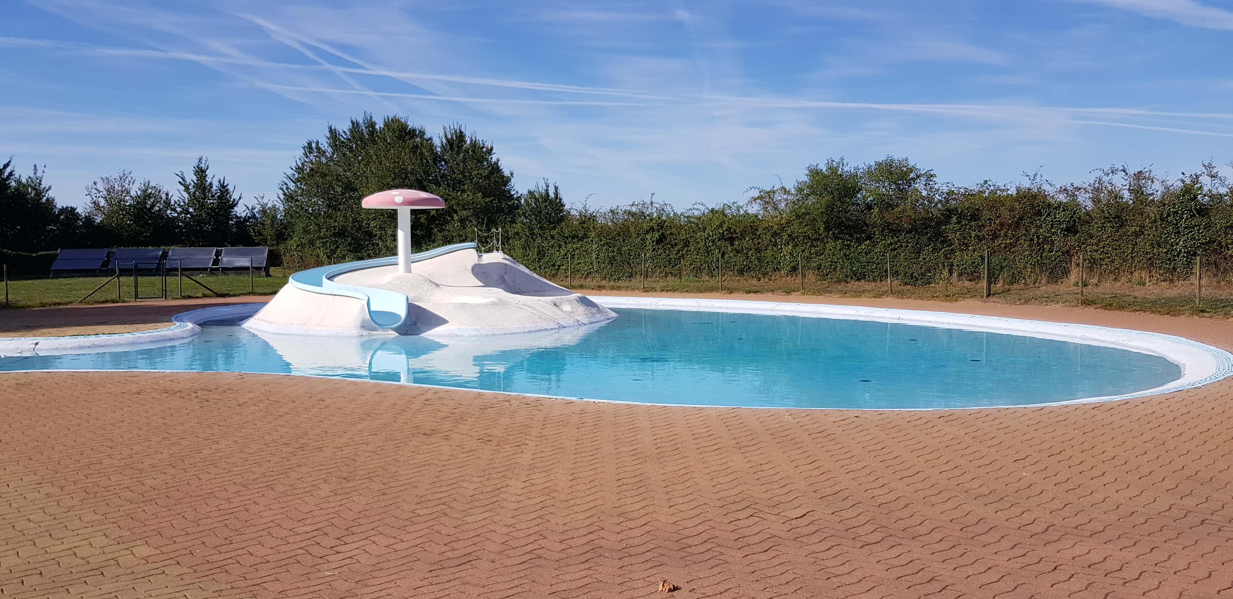 Bassin de baignade au Lac du Cébron - photo 2