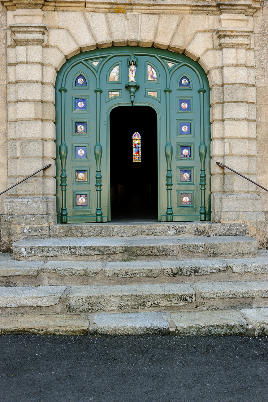 Eglise Sainte-Croix de Pierre-Buffière, Pierre-Buffière