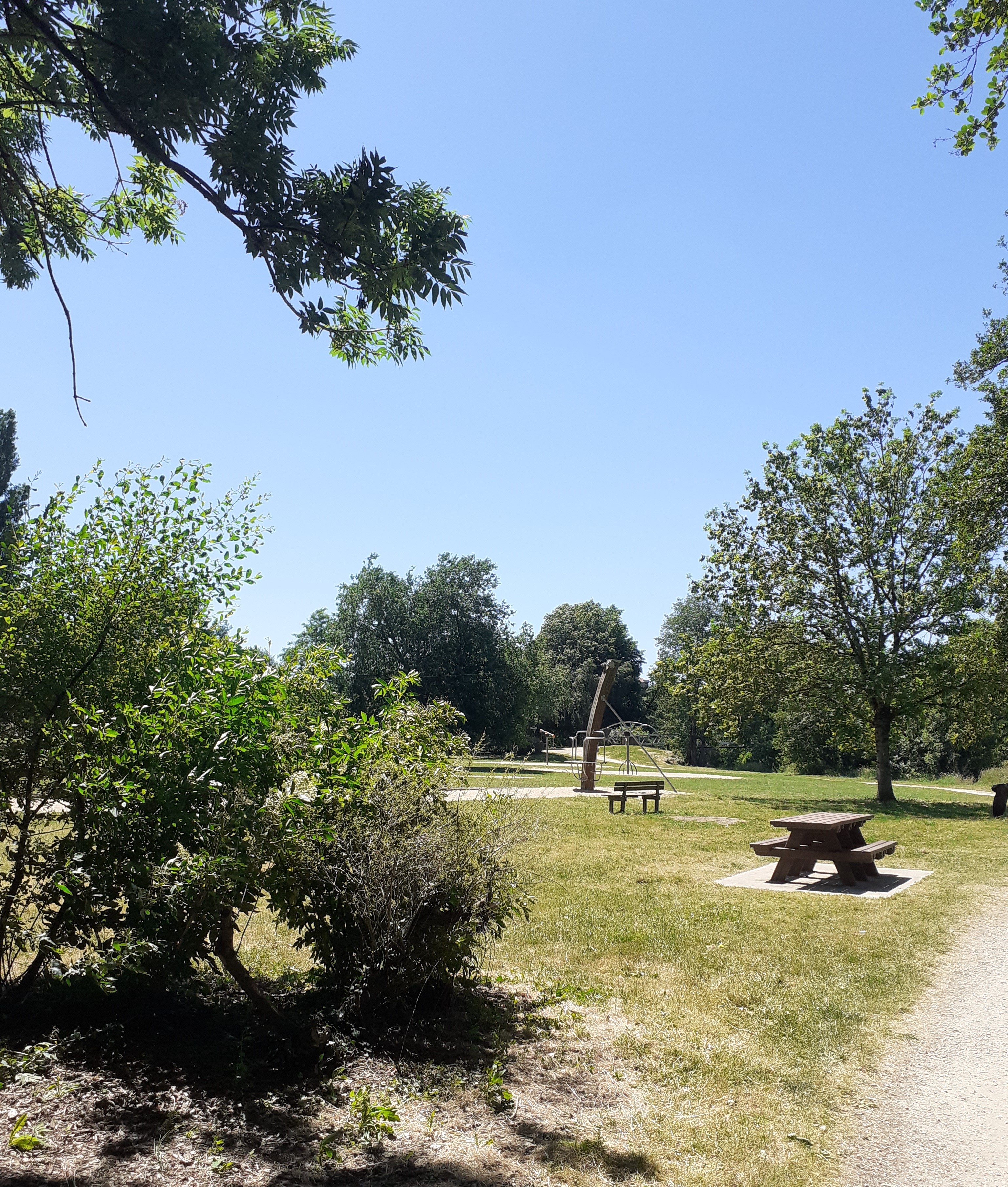 Aire de services vélos Base de Loisirs de Parthenay