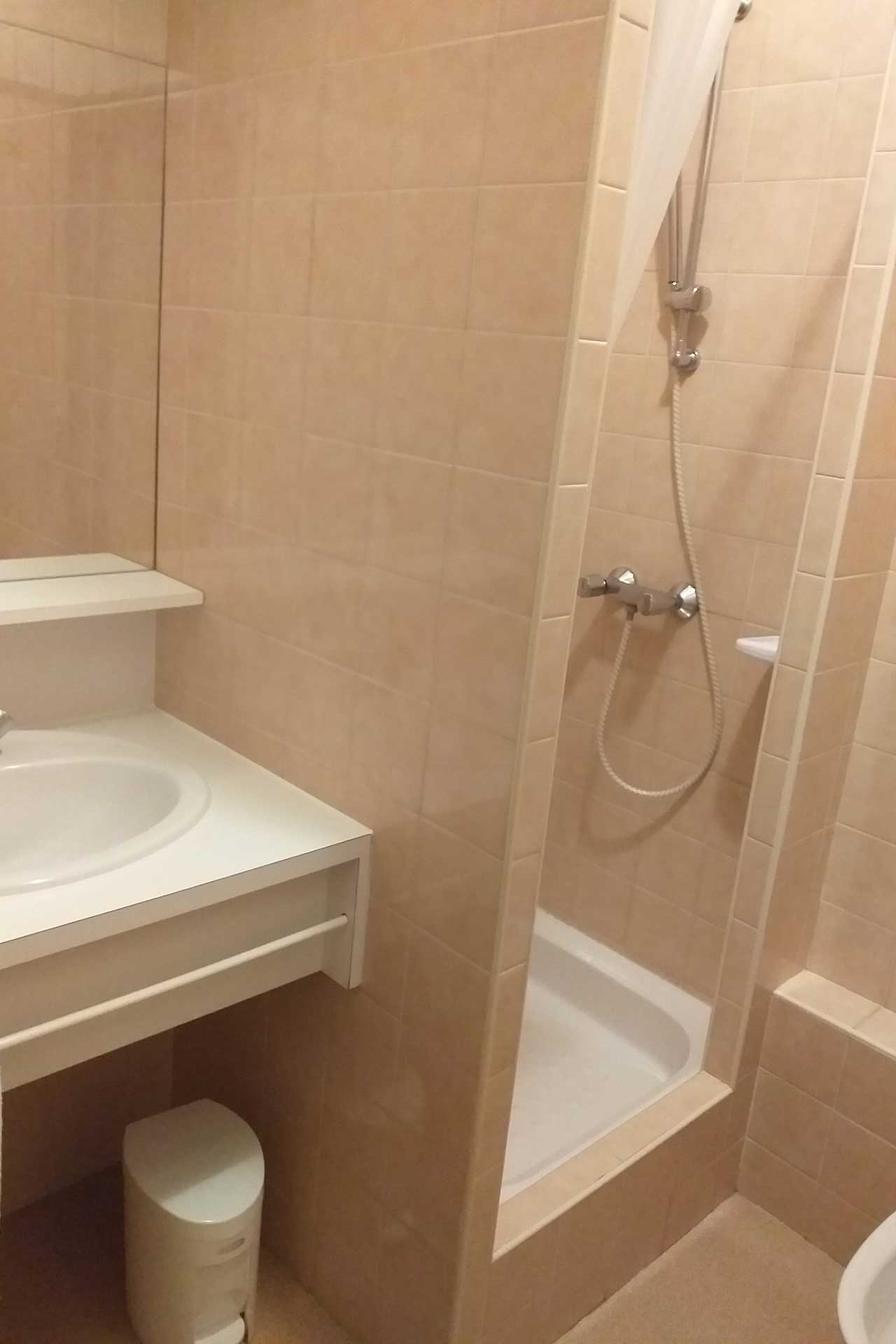 T1 - 1 à 2 pers. - SARR1/A