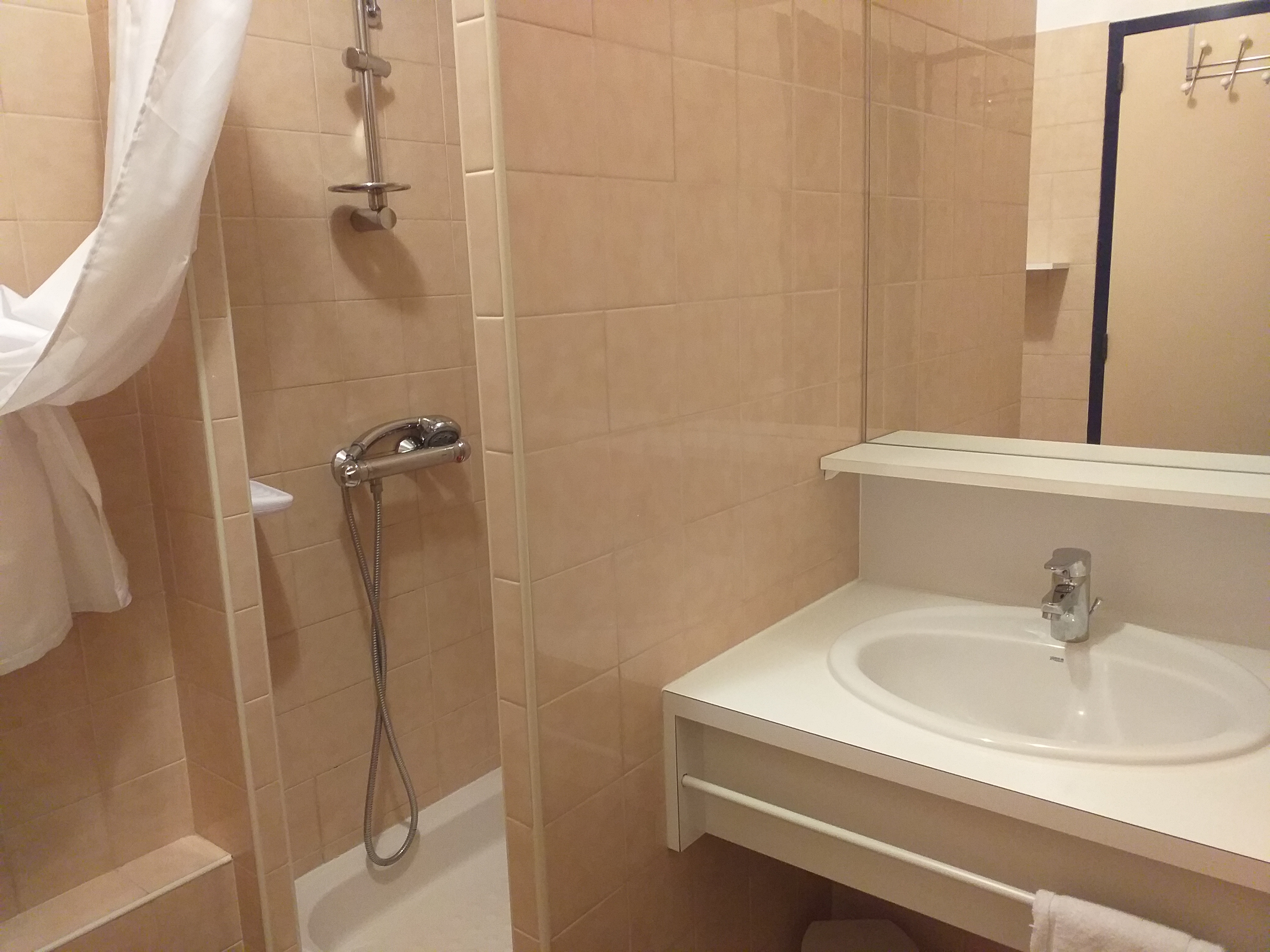 T1 - 1 à 2 pers. - SAR26/A