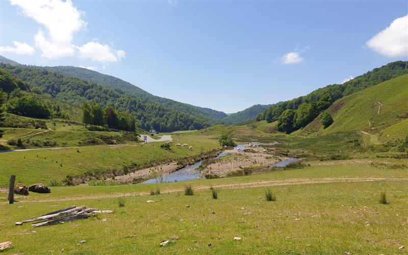 Aire naturelle de camping-cars Etxola