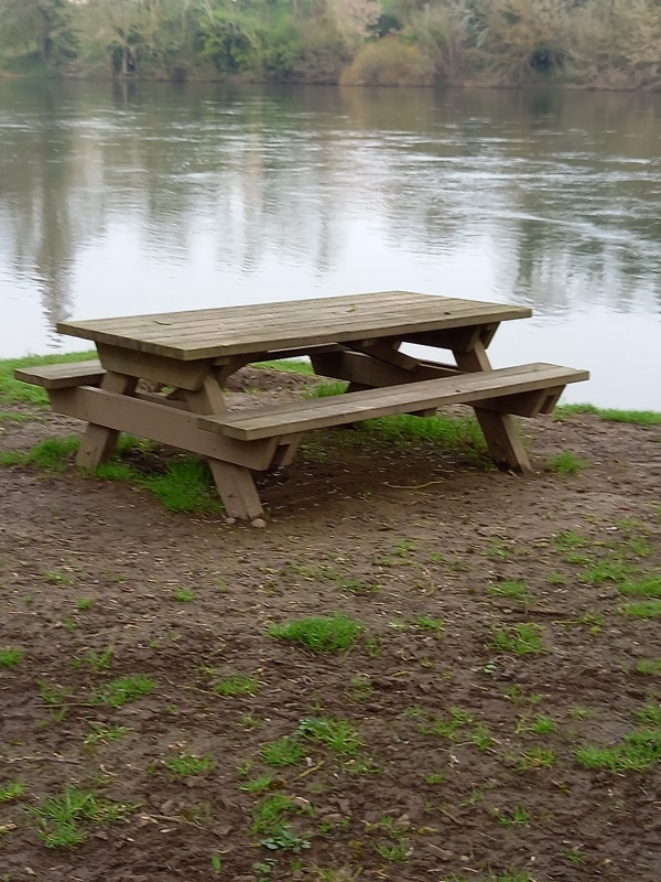 Aire de pique-nique du Lavoir à Saint-Avit-Saint-Nazaire