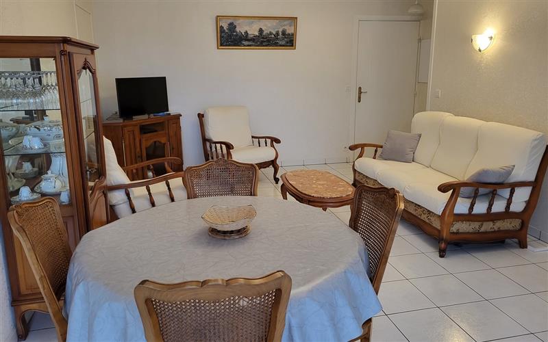 Cam 140 - Location Elorria N° 21 - Mme Labat