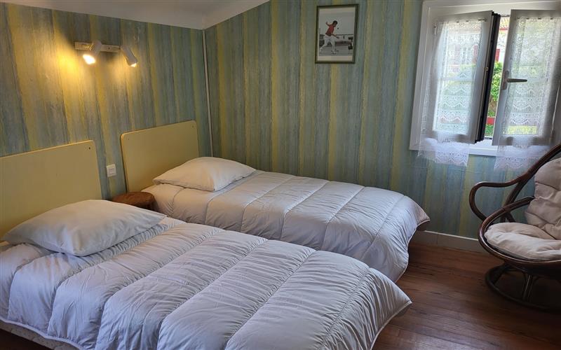 Location 97 Etchegoin Senderain 