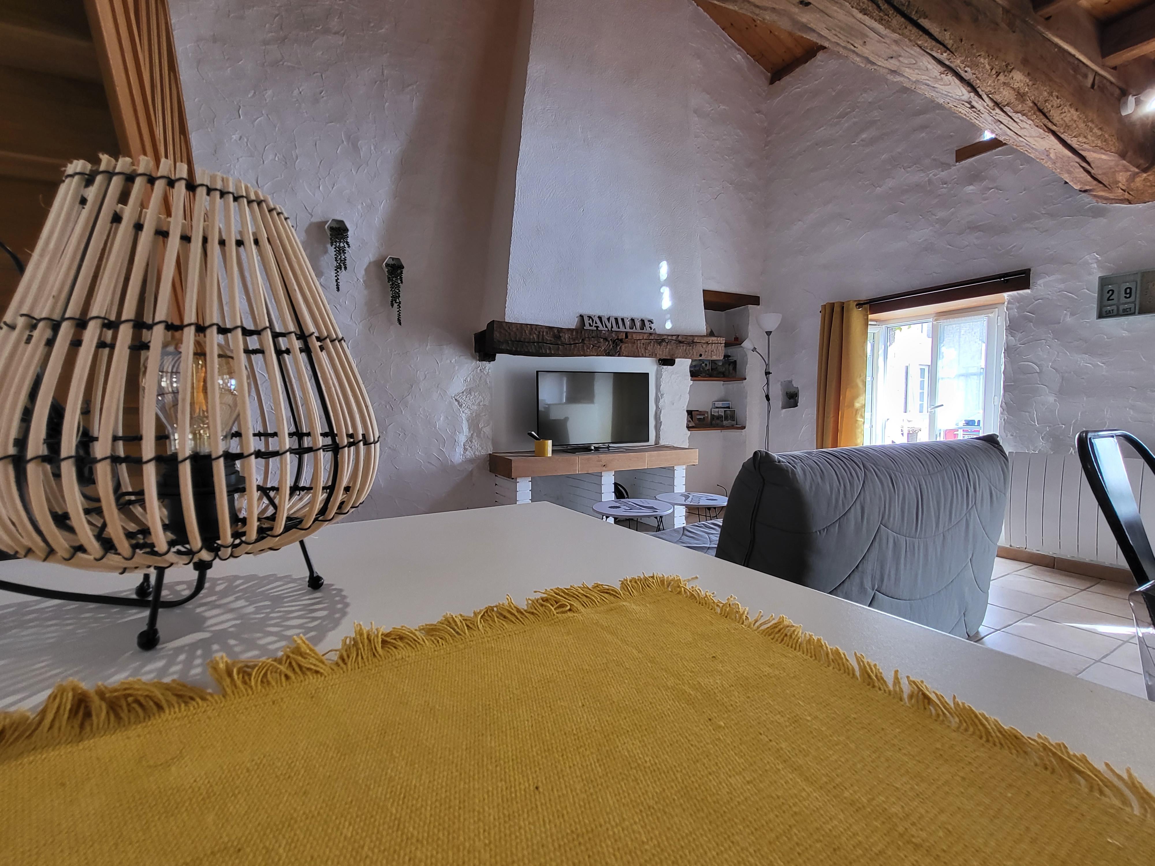 Gîte Chamarel, Nueil-les-Aubiers - photo 3