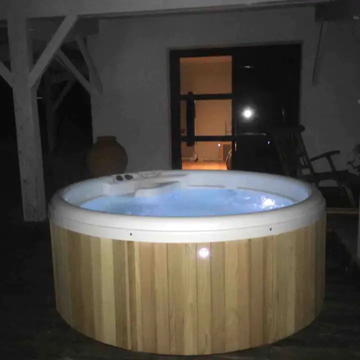 Henry's Lodge, Estigarde - photo 12