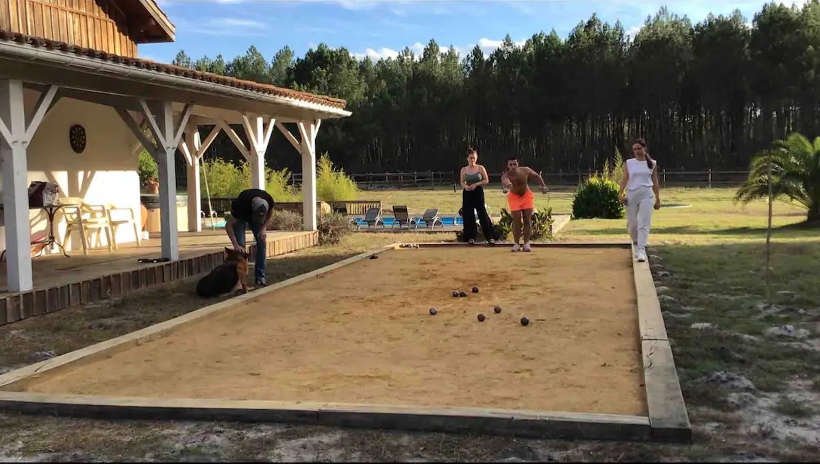 Henry's Lodge, Estigarde - photo 9