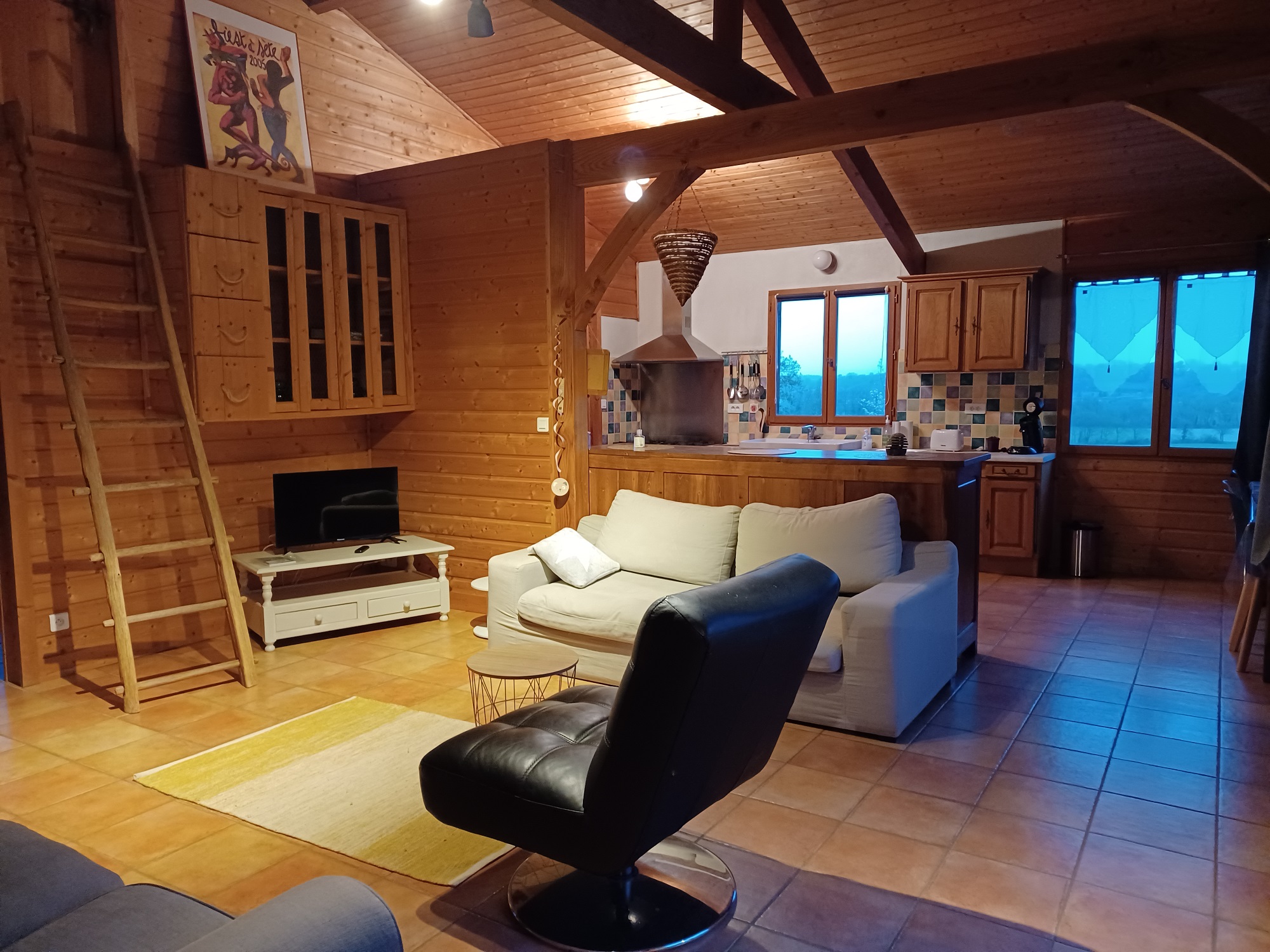 Le chalet en haut de la colline, Eyres-Moncube - photo 12