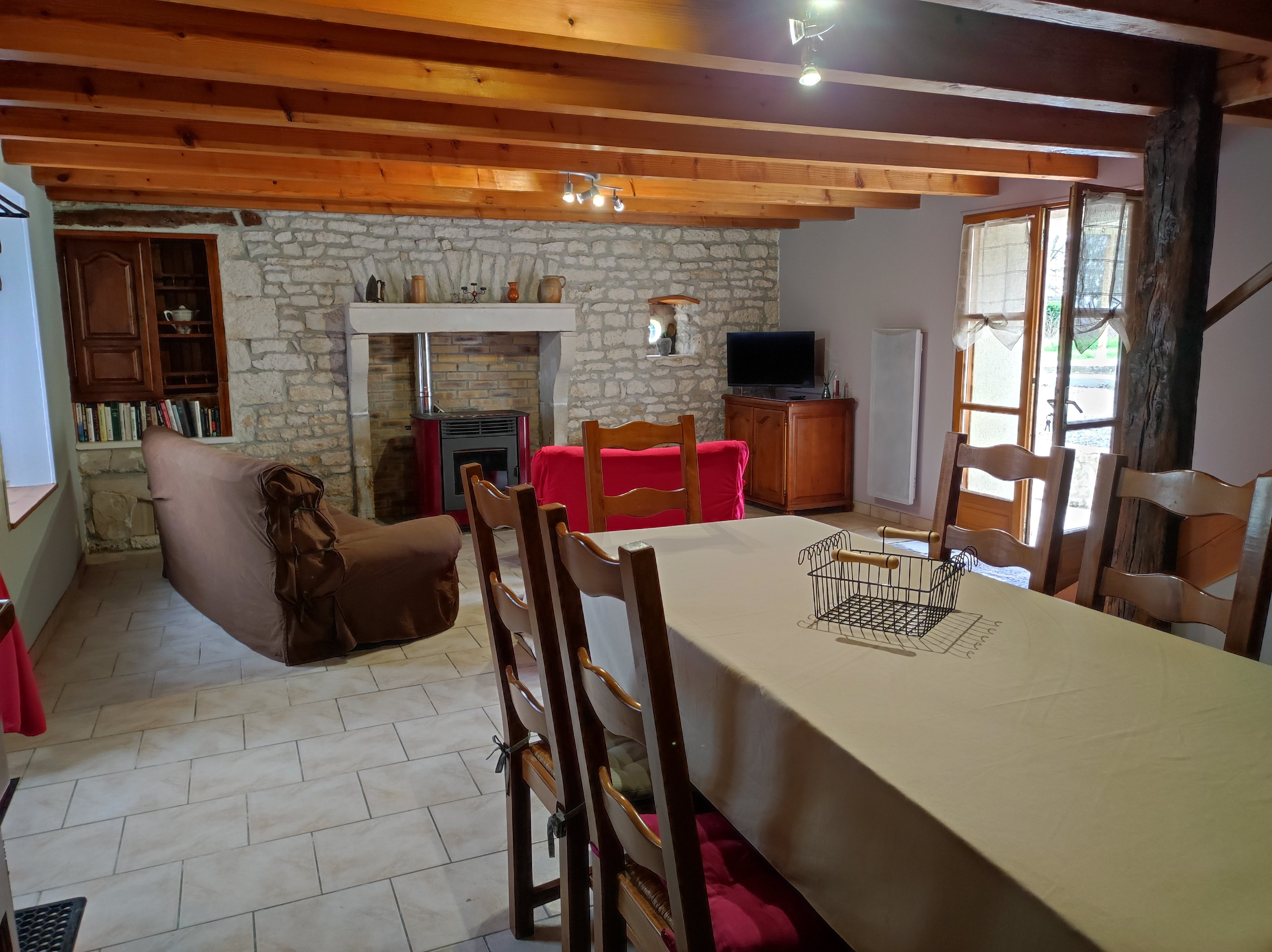 La Tisserande, Aigondigné