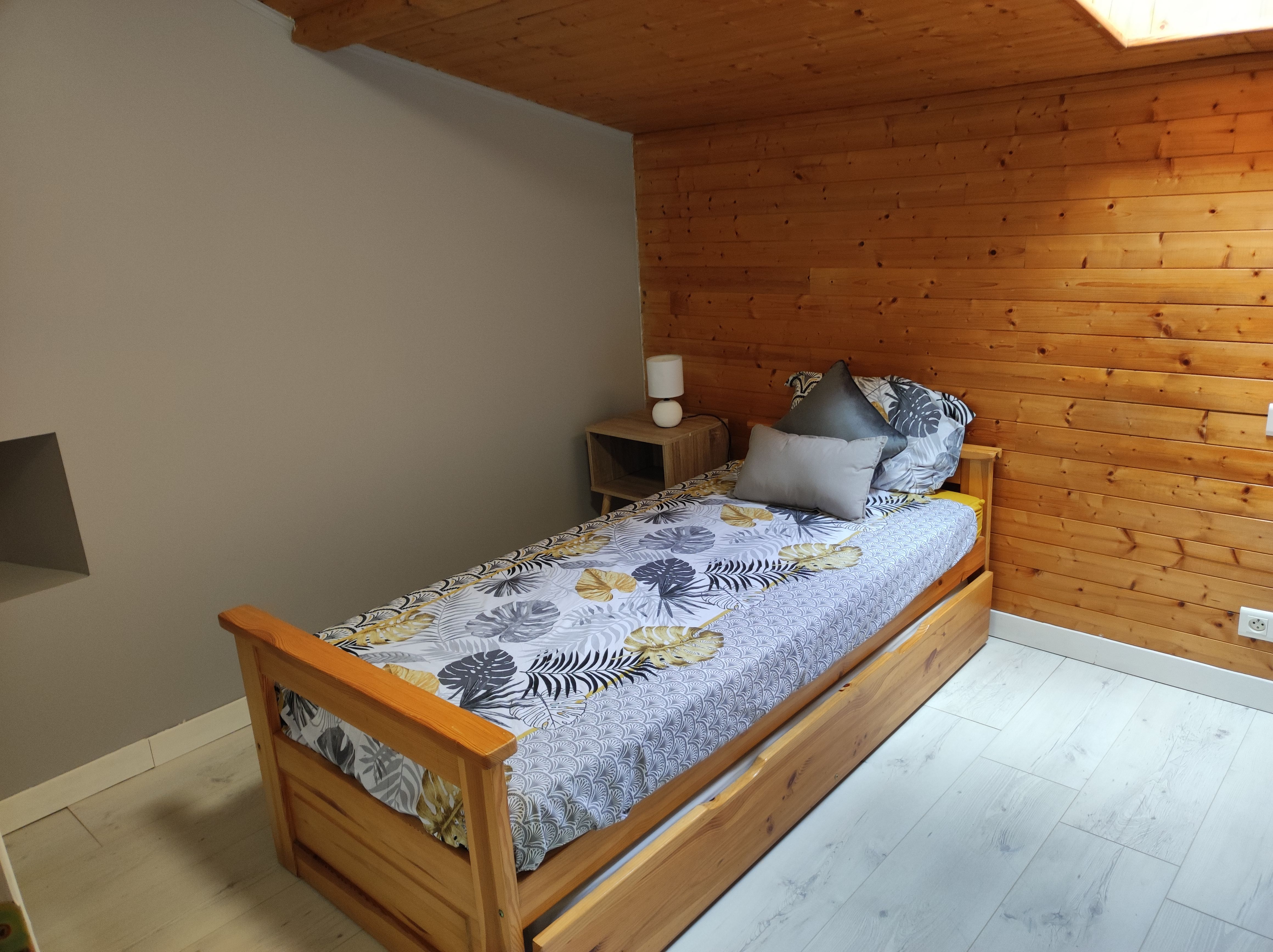 La Tisserande, Aigondigné - photo 3