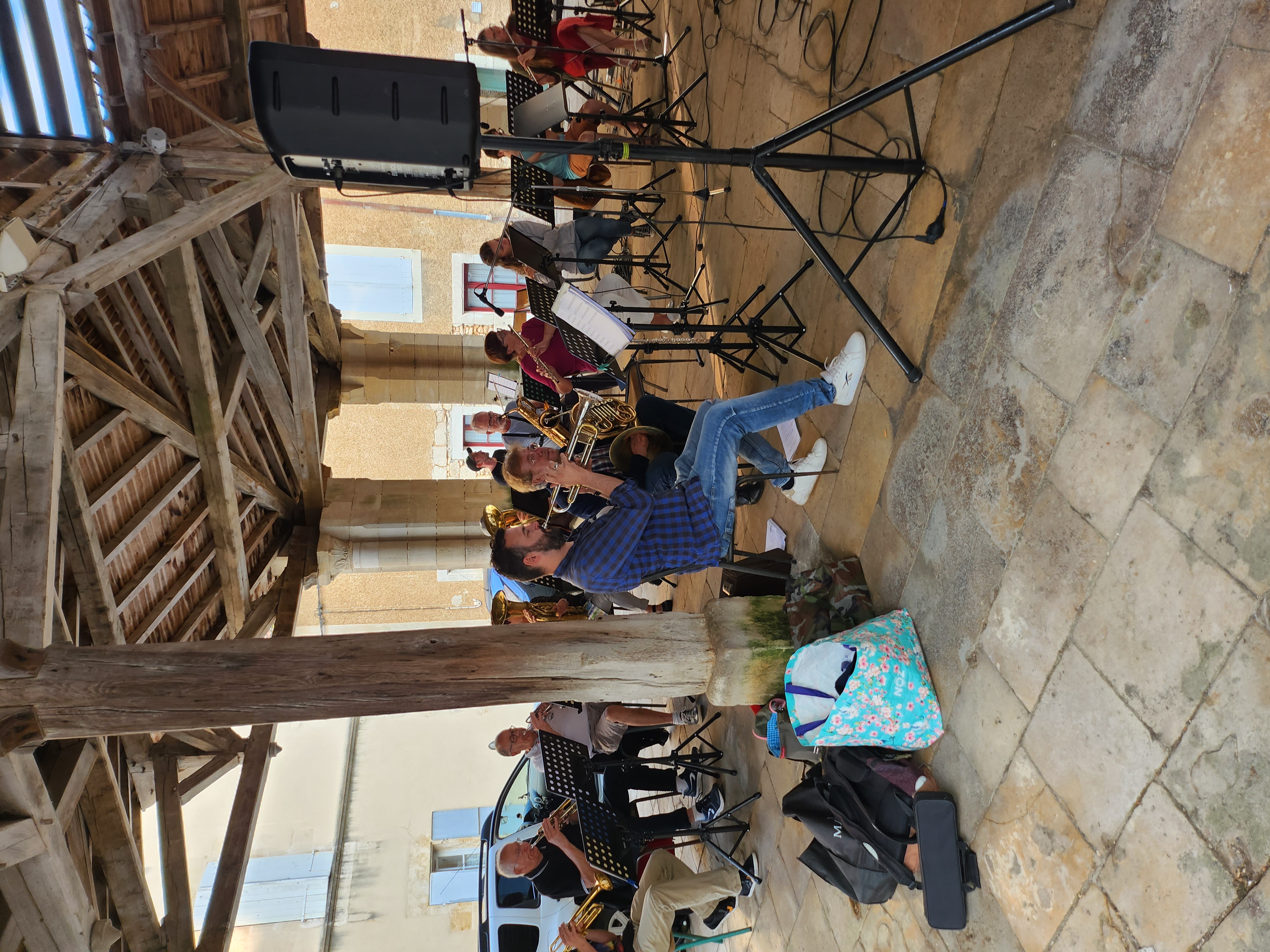 Les Halles de Lusignan, Lusignan - photo 3