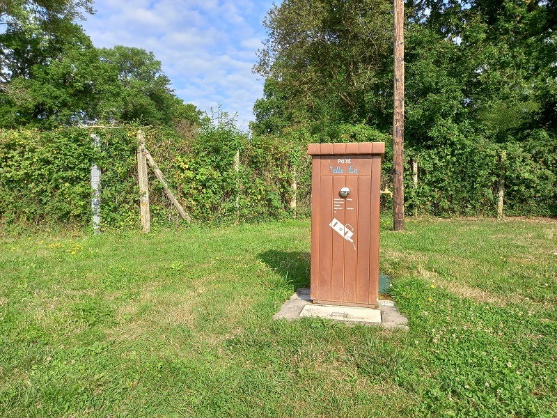 Aire de services Les Jonchères - photo 4
