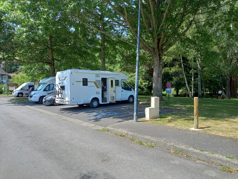 Aire d'accueil camping-car Rives du Vincou