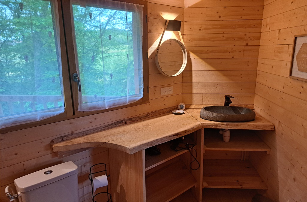 Les loges du temps | Cabane perchée dans les arbres, Lunas