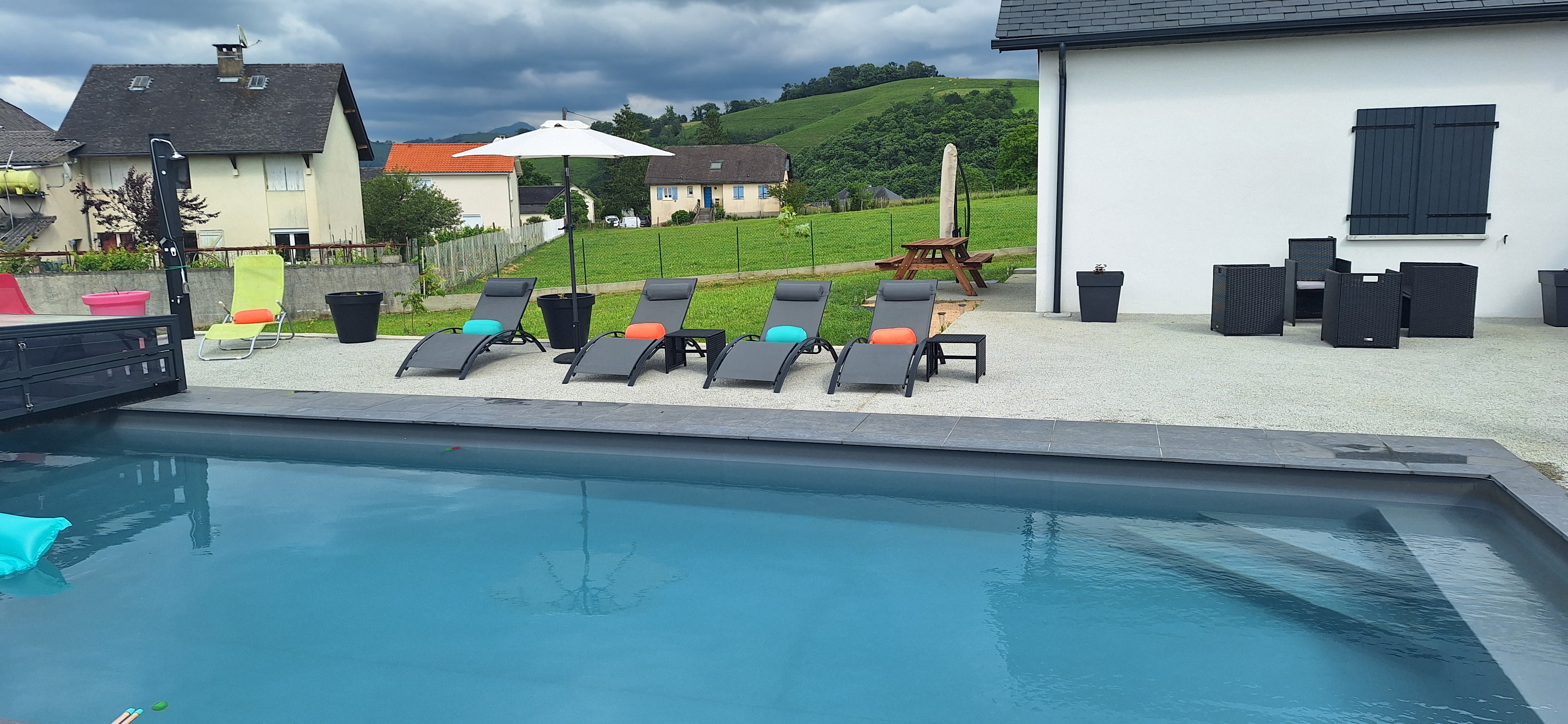 Les hirondelles, Lanne-en-Barétous - photo 21