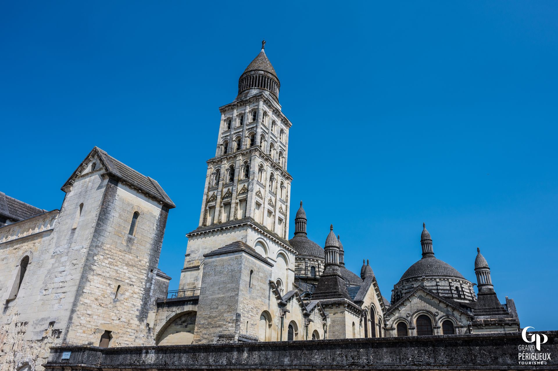 Cathédrale Saint-Front - 1h