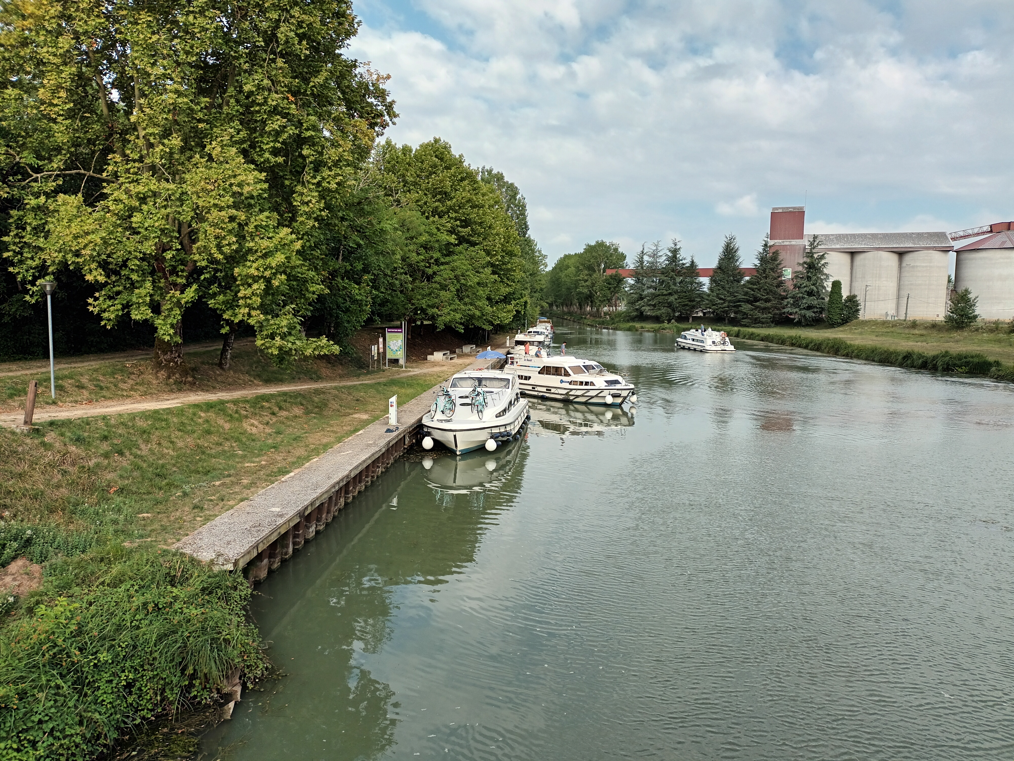 Halte nautique de Sérignac-sur-Garonne - photo 4