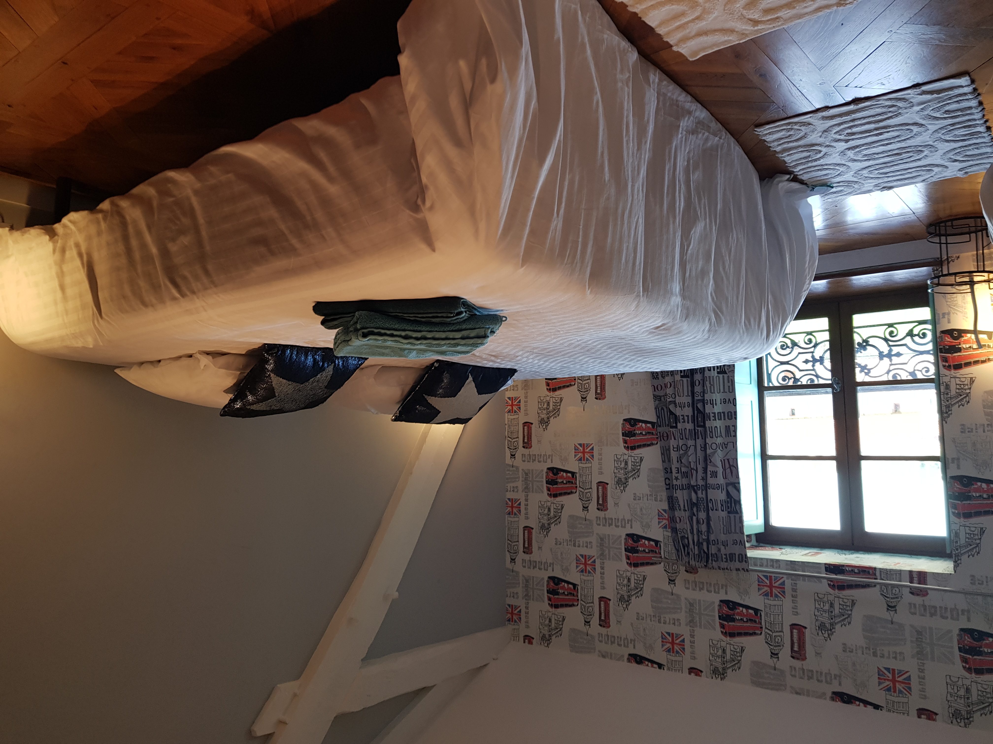 Pierre de Soleil, Châteauponsac - photo 2