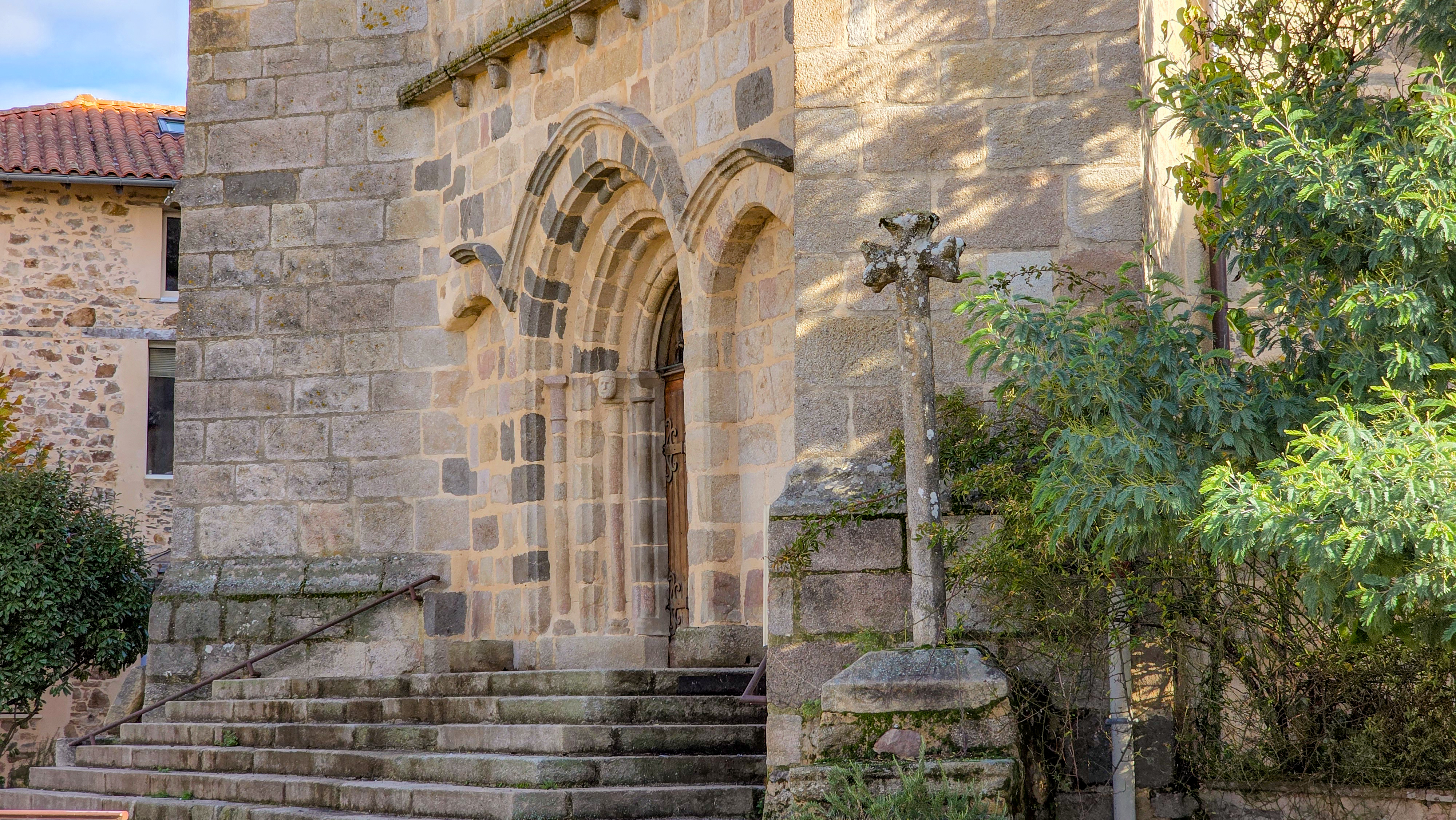 Eglise de Saint Martin le Vieux, Saint-Martin-le-Vieux - photo 2
