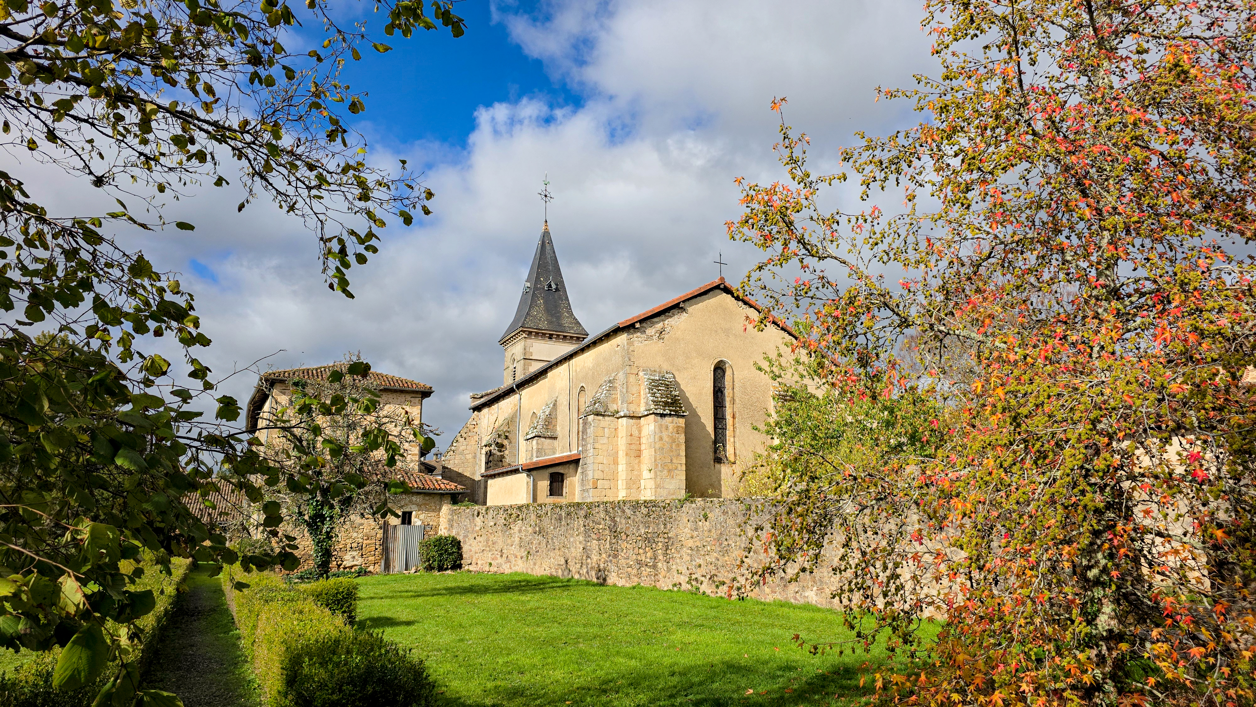 Eglise de Saint Priest sous Aixe, Saint-Priest-sous-Aixe