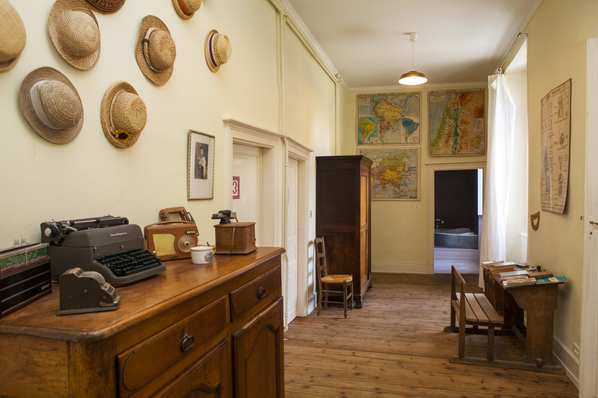 Domaines du Moulin Authier : Meublé Le Prieuré de Coussac-Bonneval – Gîte 1, Coussac-Bonneval - photo 10