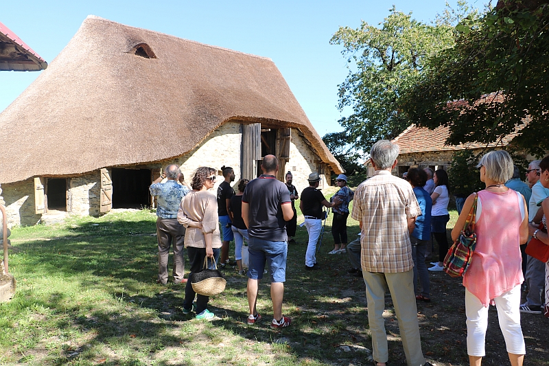 Grange ovalaire de Saint-Eloy-Les-Tuileries