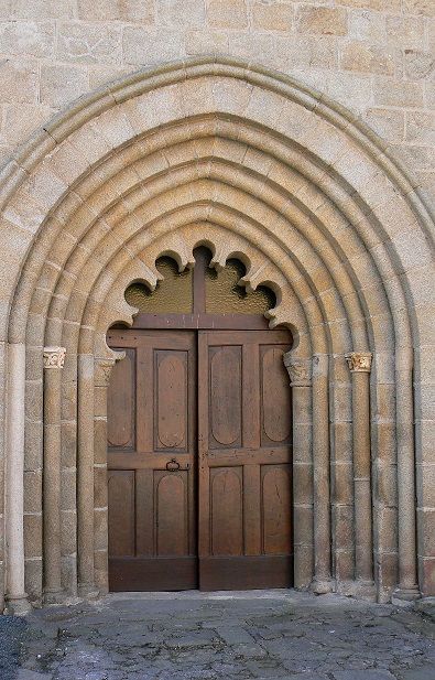 Eglise de l'Assomption - Chéniers, Chéniers