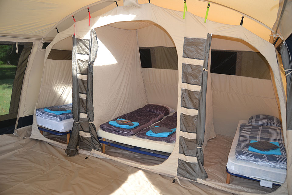 Tente tunnel 'Chevreuil' - Camping Dun le Palestel - photo 2