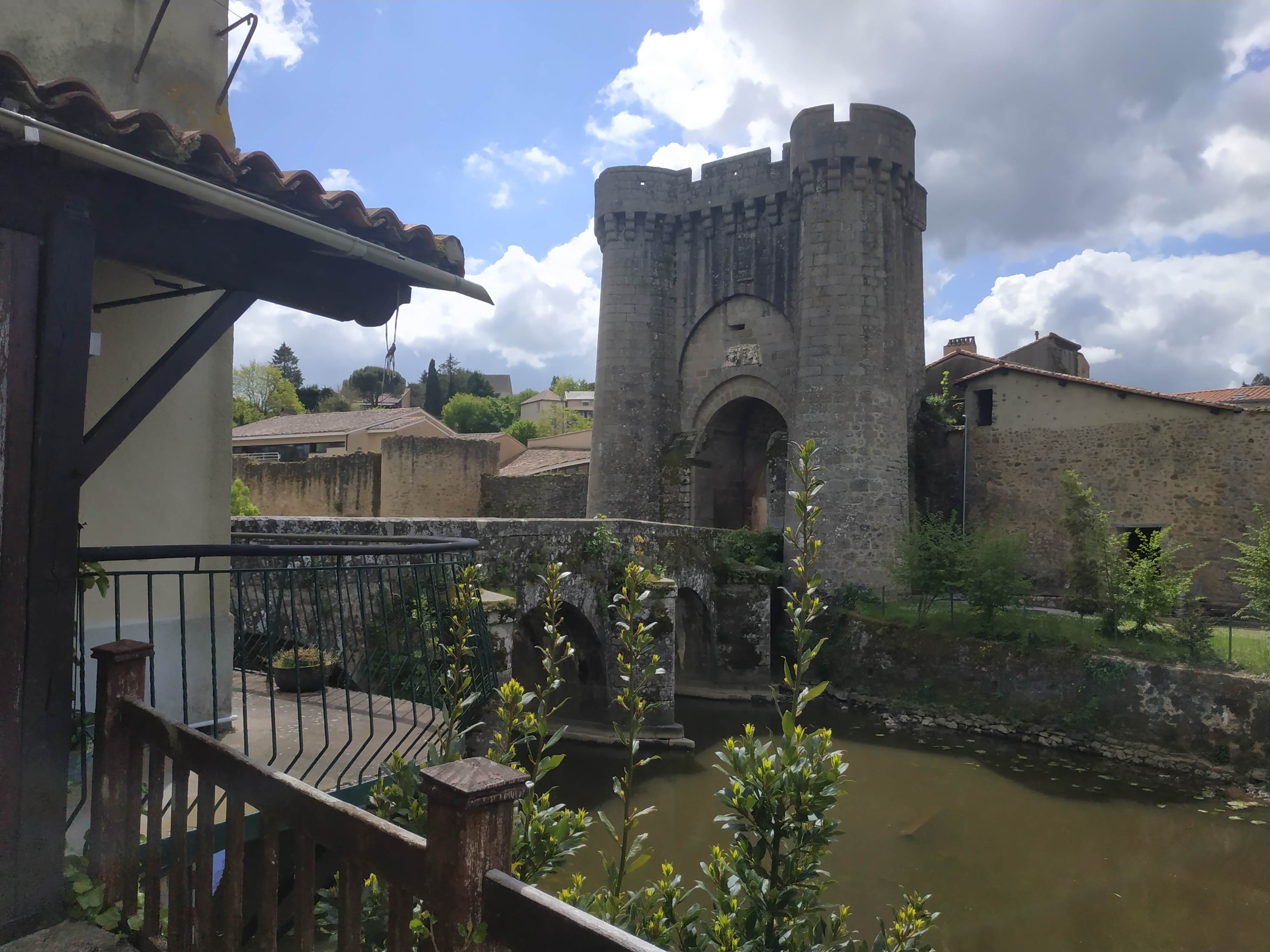 Le Gîte de la Tour, Parthenay - photo 8