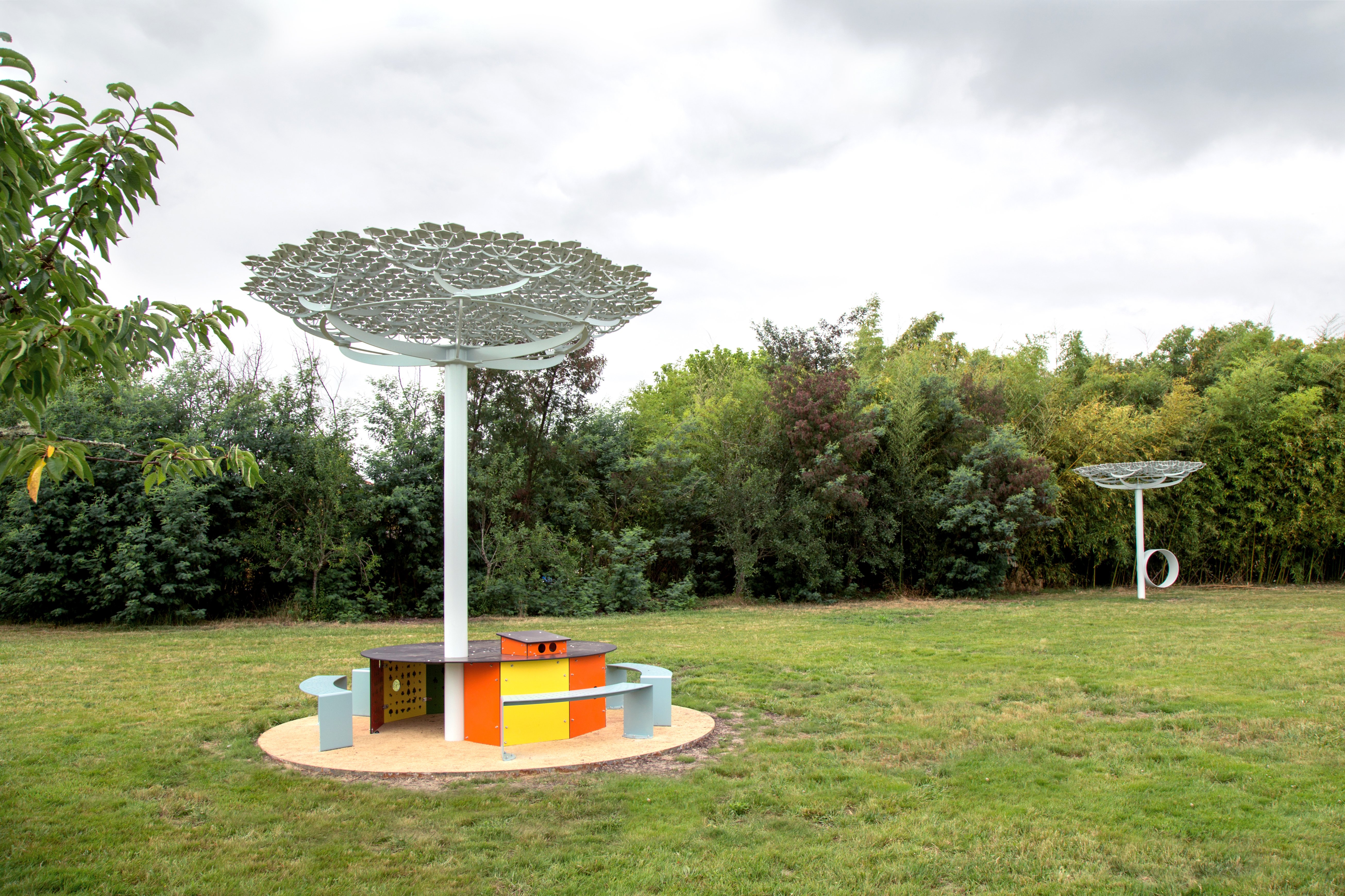 La Forêt d'Art Contemporain : Ronde des ombelles, oeuvre n°21, Pompéjac - photo 2