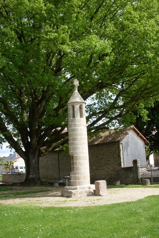 Lanterne des morts de Rancon, Rancon - photo 3