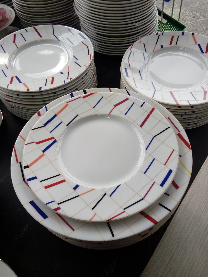 Porcelaine Deshoulières- Magasin d'usine — photo 3