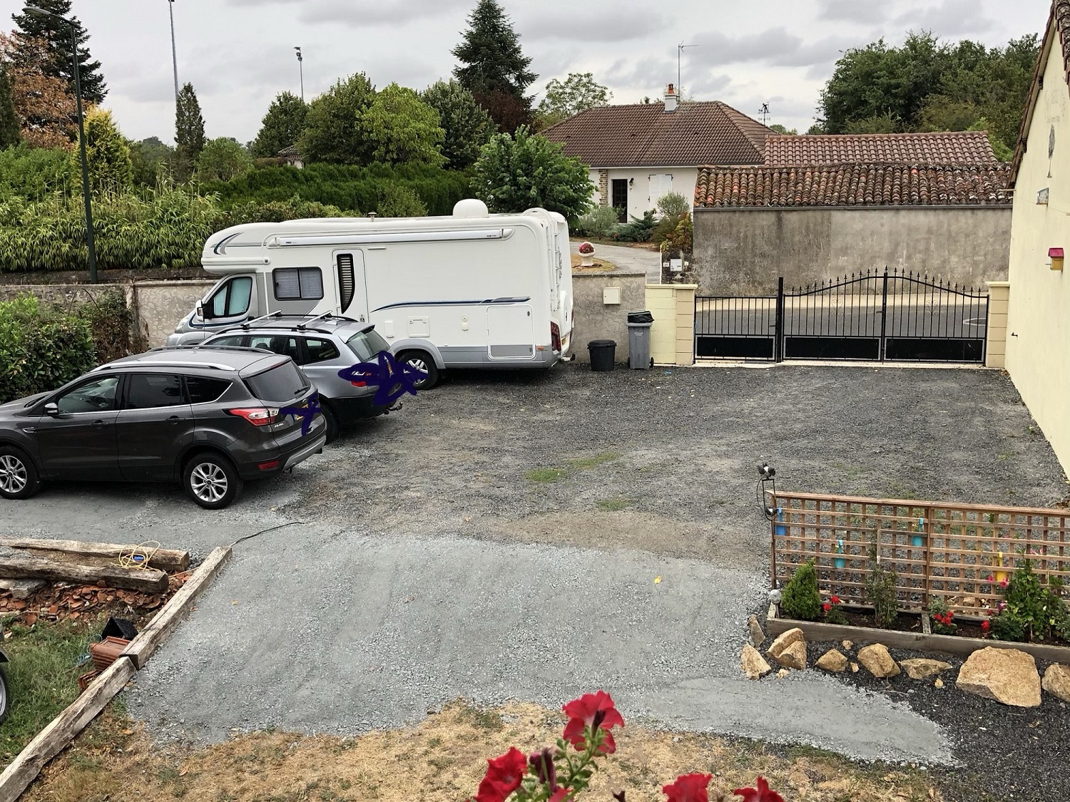 The walnut tree, Le Dorat - photo 2