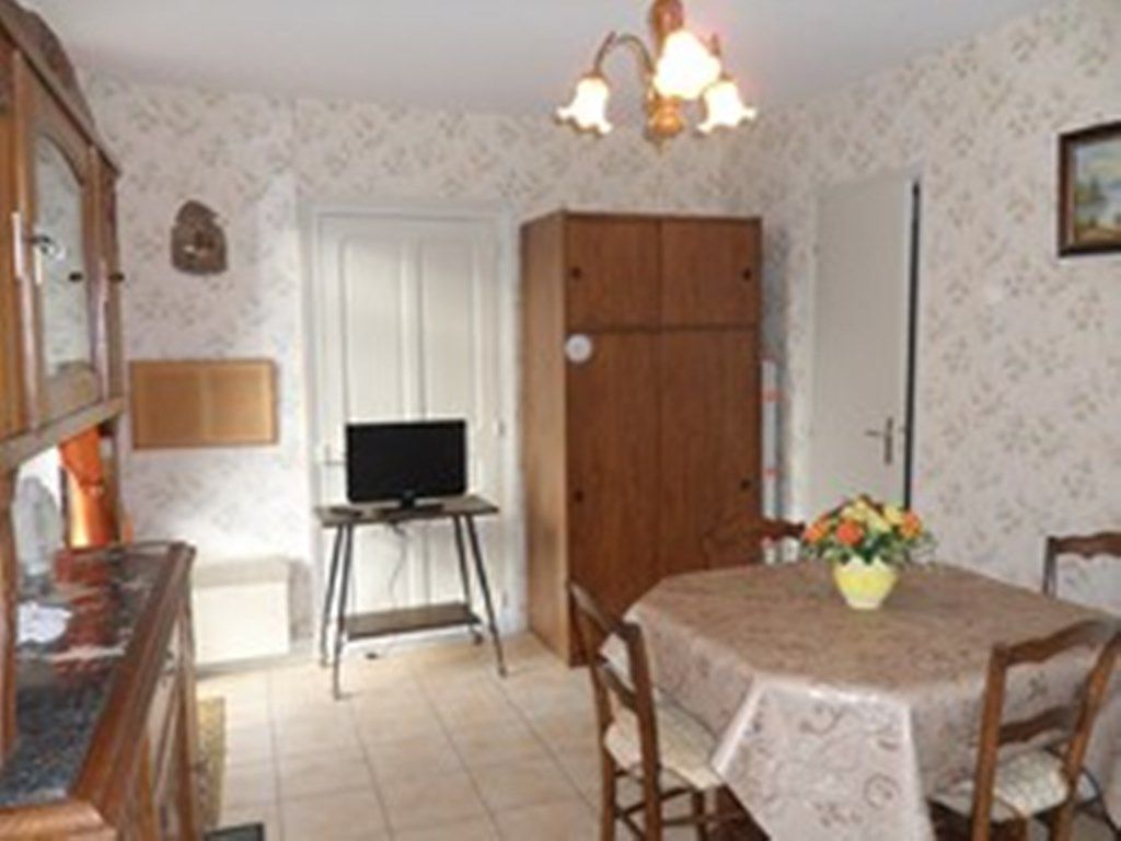 Meublé de Mme VERGNE rez de chaussée - photo 4