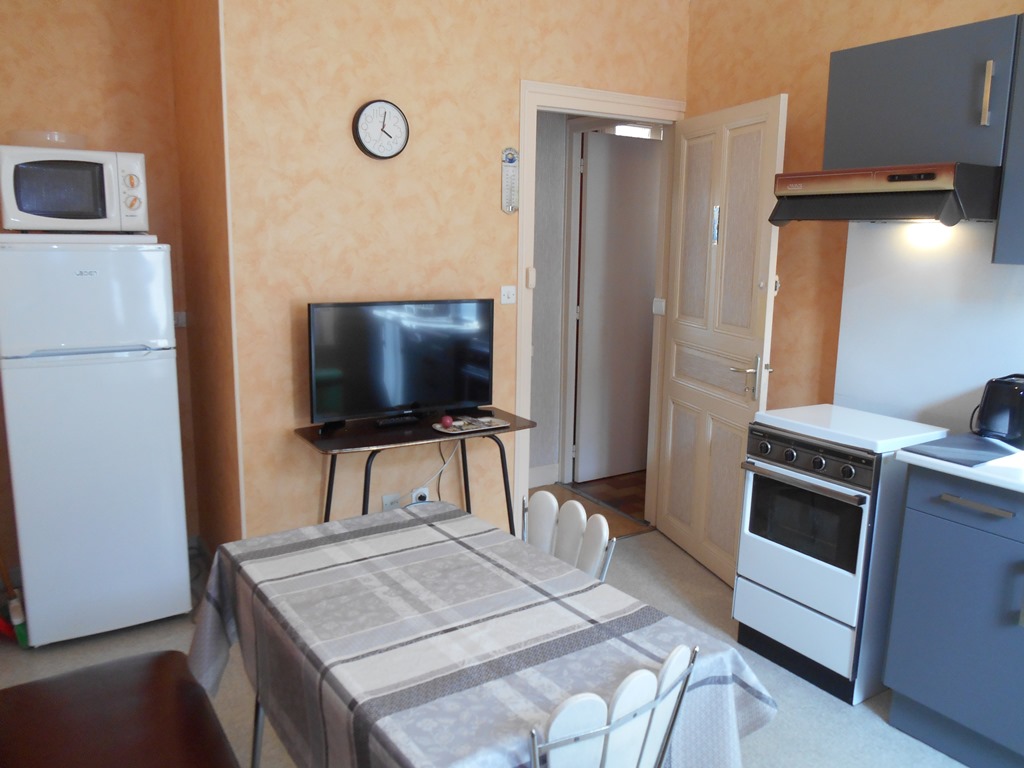 Meublé de Mme et M. LARBRE - La Lune - photo 2