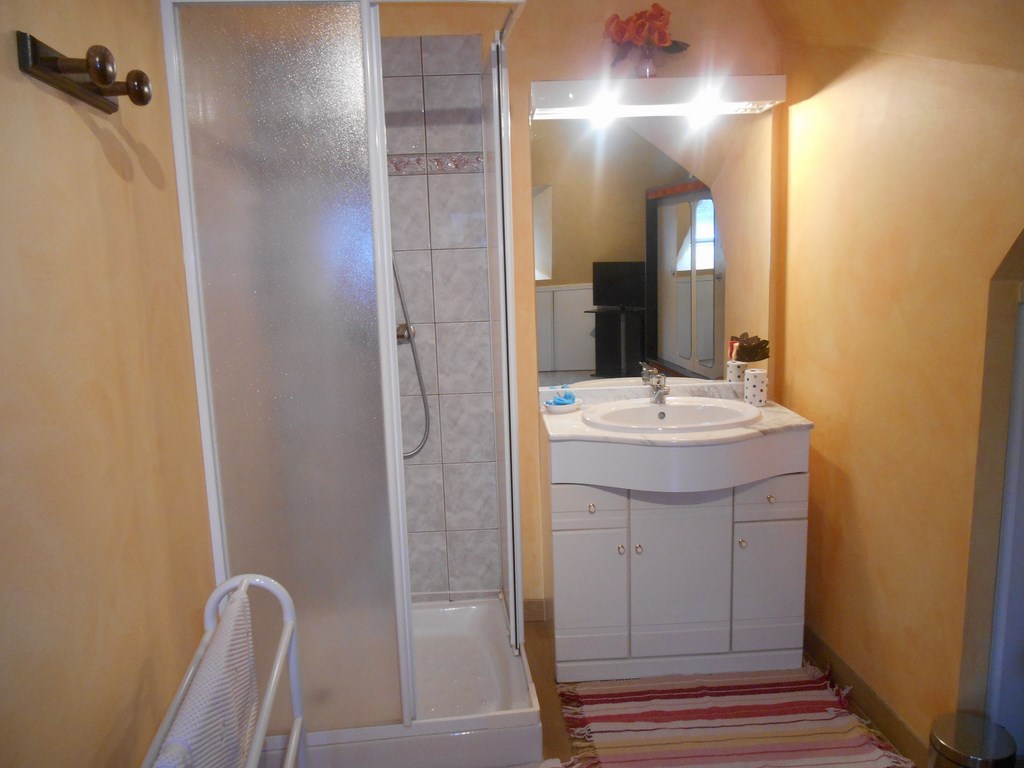 Meublé de Mme Houlbreque Claudine le sabotier, Évaux-les-Bains - photo 7