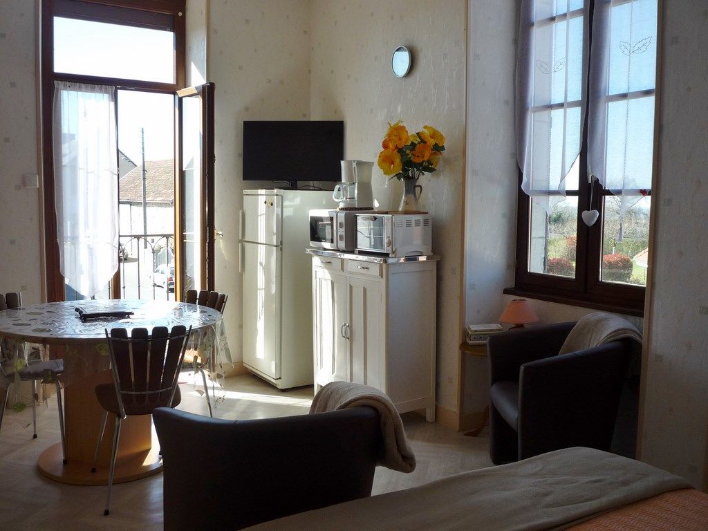 Meublé de M. et Mme Migot - Studio au 1er étage - photo 2