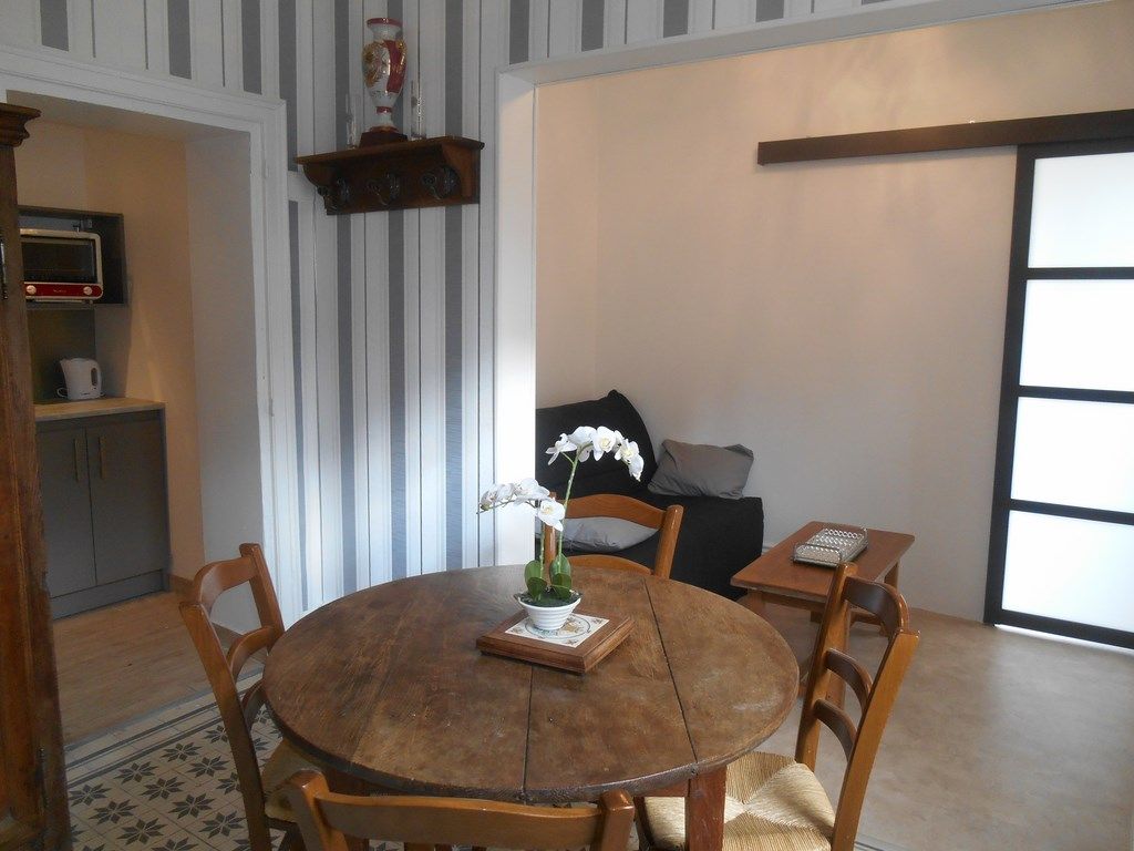 Mme BOUSSANGE- Les Naïades - Appartement n°1 au RdC, Évaux-les-Bains