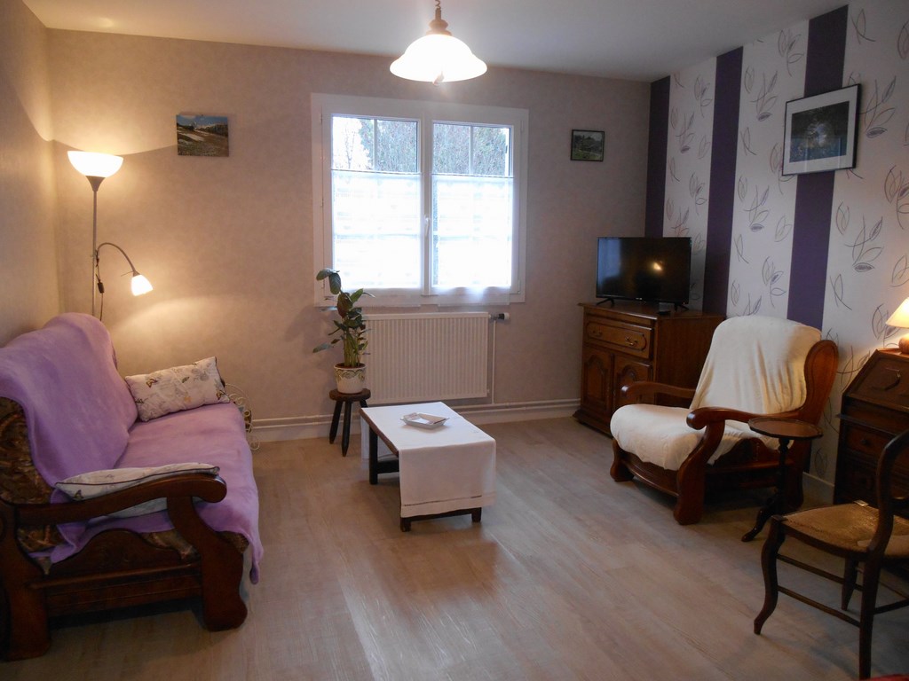 Meublé de Mme HOULBREQUE 6 rue du 8 mai - photo 3